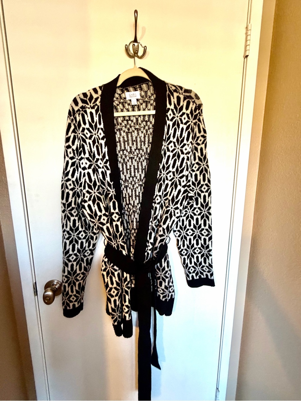 Women’s croft & barrow @Kohls and White Belted Cardigan for HOLIDAYS!! Large